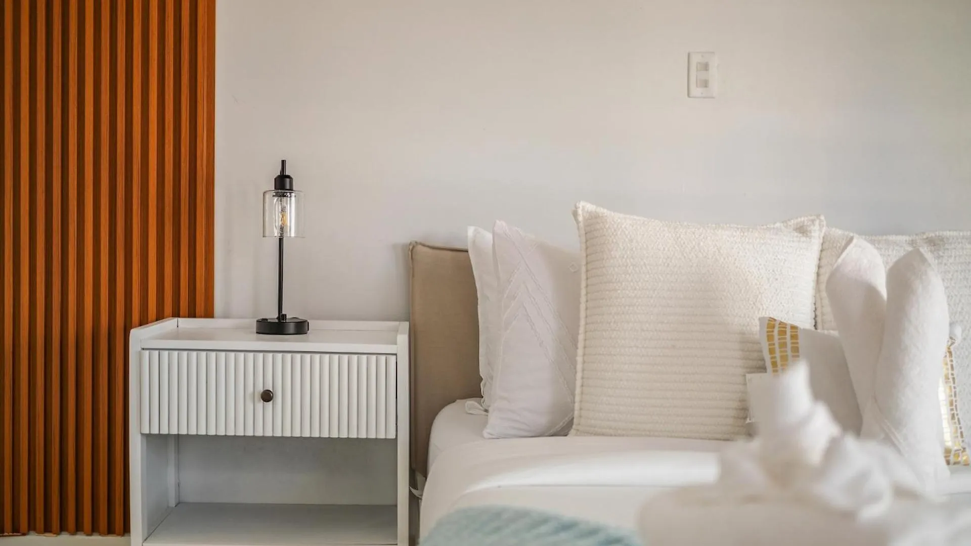New - Cozy San Juan Condo - 3-Min Walk To Beach Front Apartment